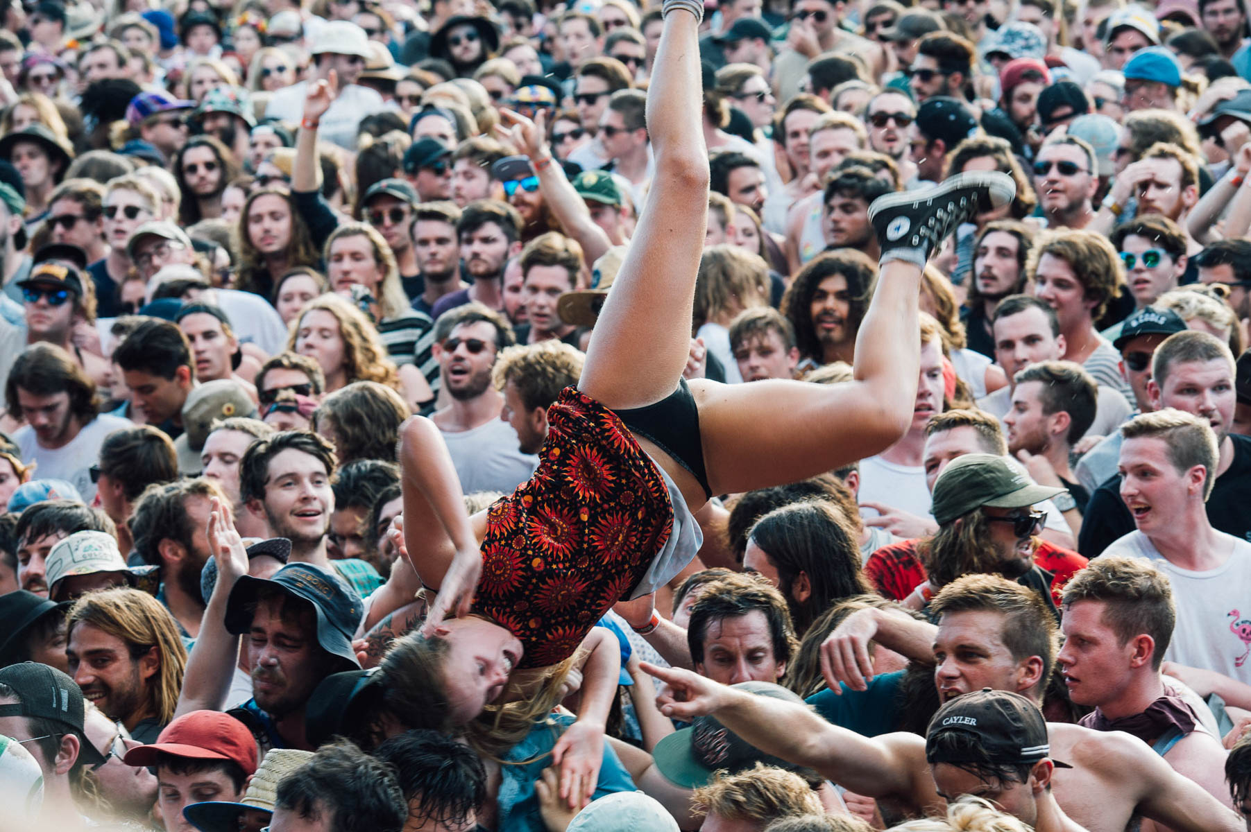 160207-lanewayfestival-violentsohocrowd-8192