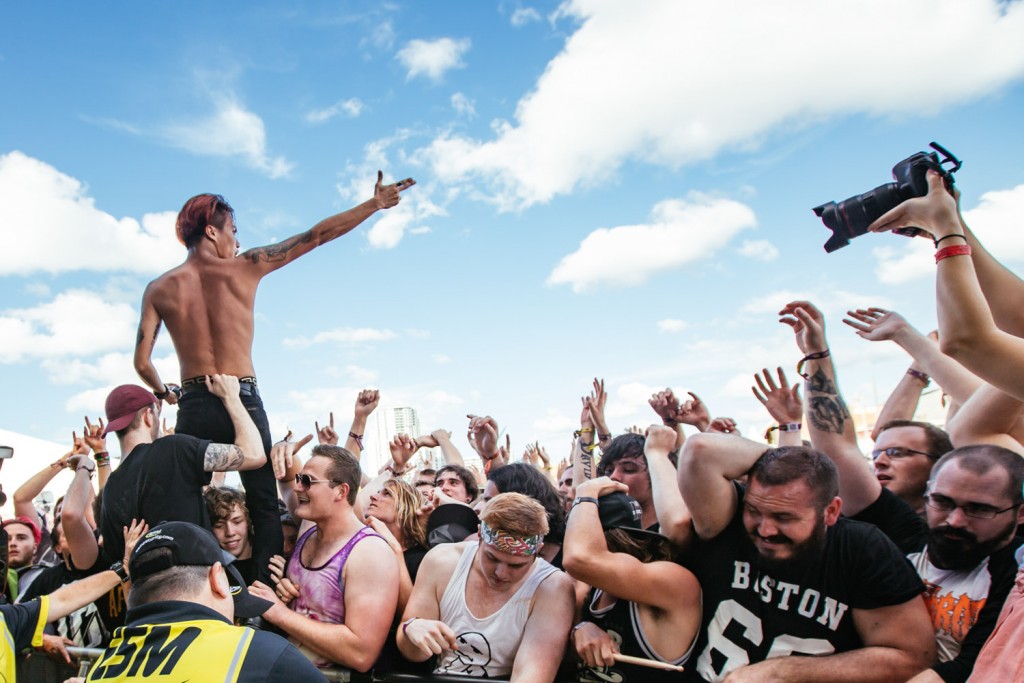 crossfaith-getting-into-it-at-soundwave