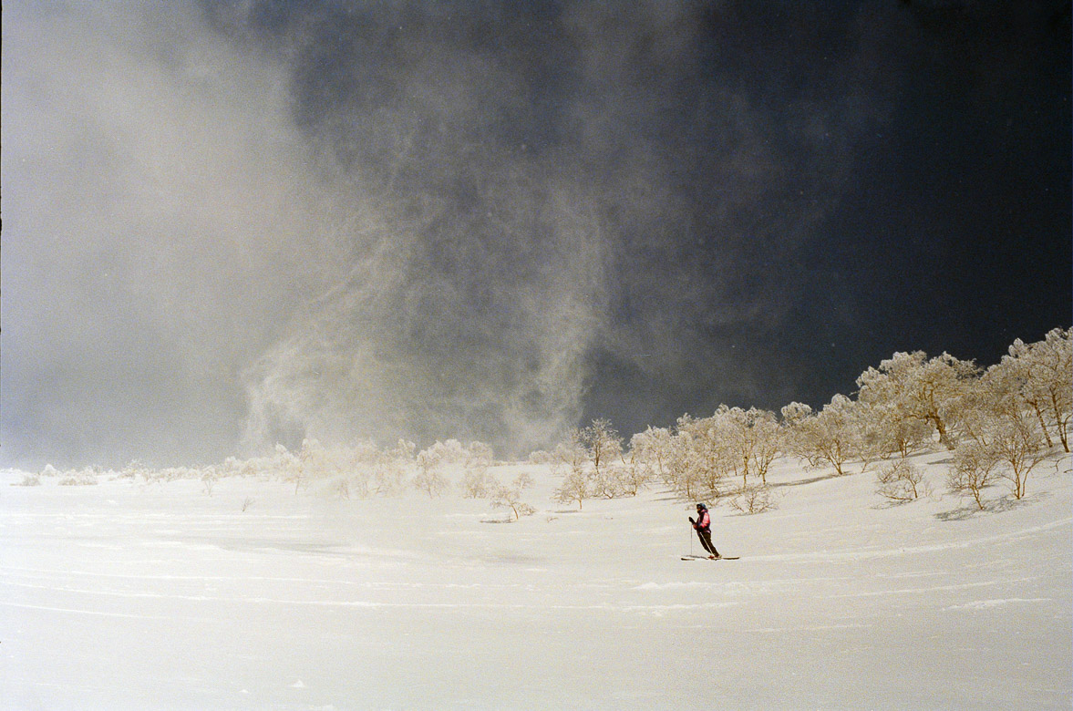 Skiing with a mini tornado, Niskeo, Japan