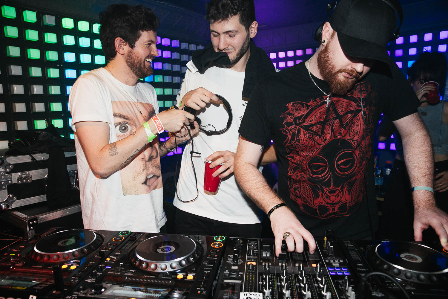 5-new-years-eve-2014-b2b2b-with-bauuer-and-knife-party-i-dont-think-anyone-really-remembers-much-from-this-night-1