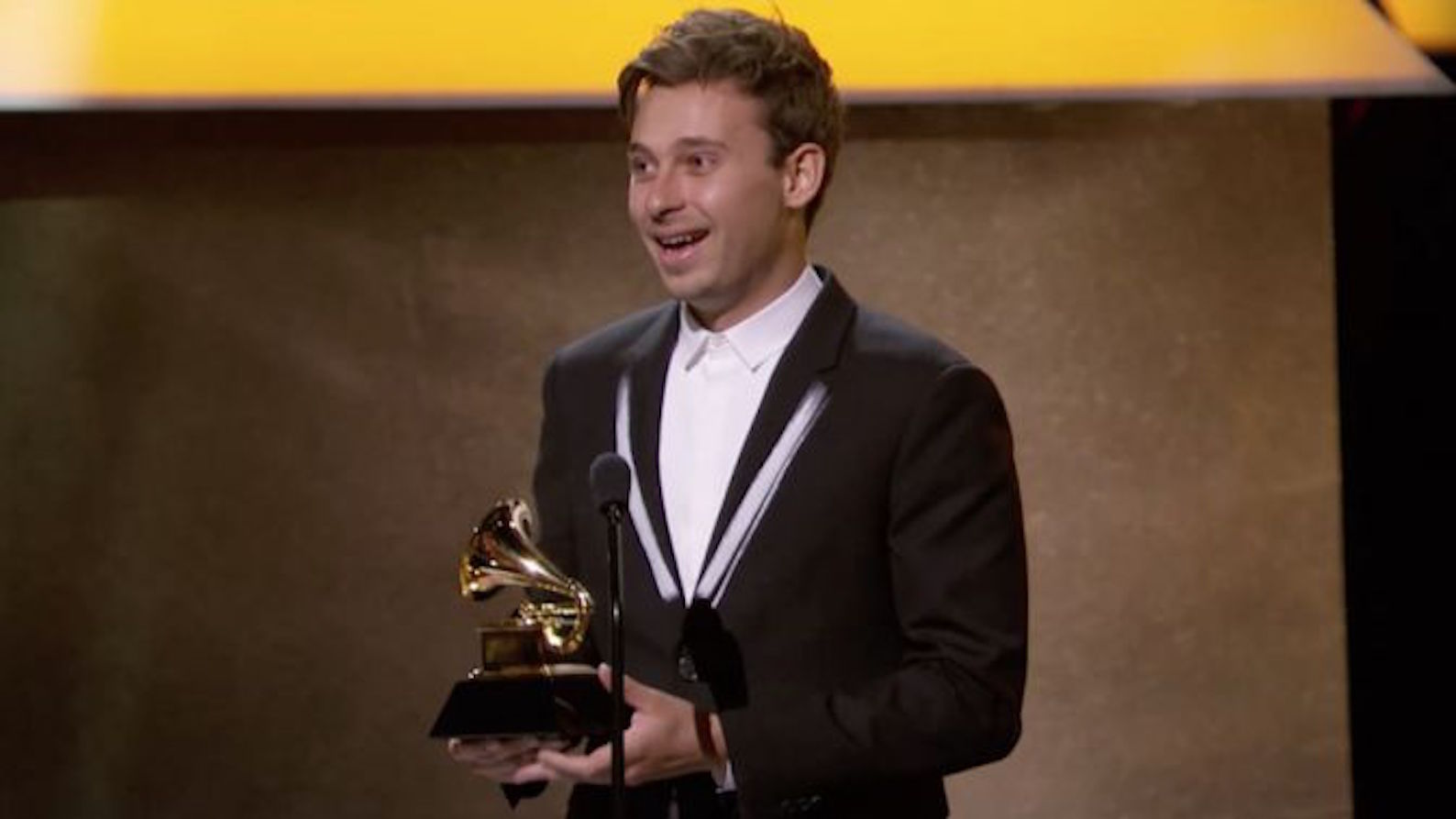 Flume Wins GRAMMY For Best Dance Album Is Hero Of Our Time Flume Wins GRAMMY For Best Dance Album Is Hero Of Our Time