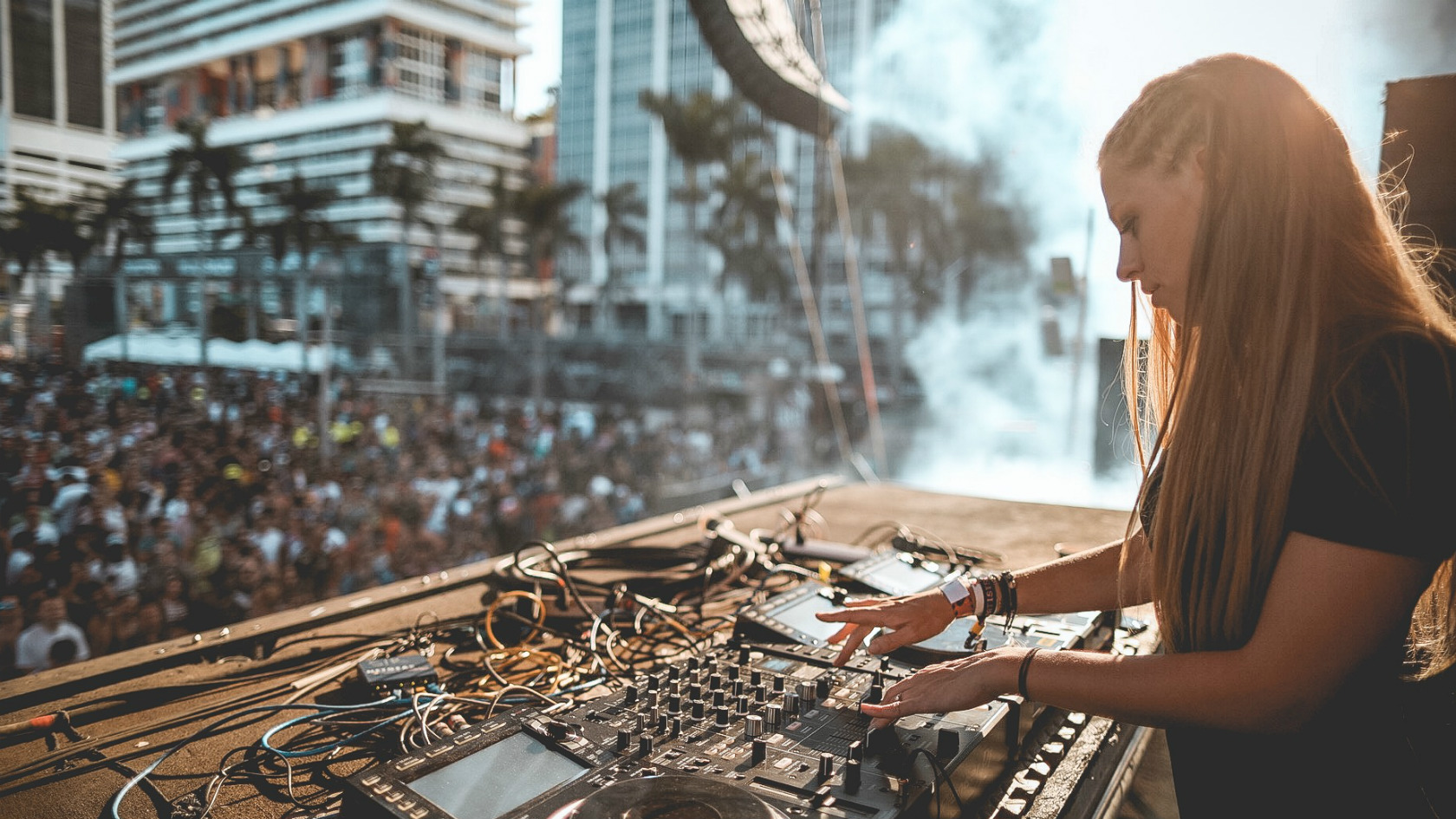 Interview: Nora En Pure Talks About Aussie Crowds And Her ‘Don’t Look
