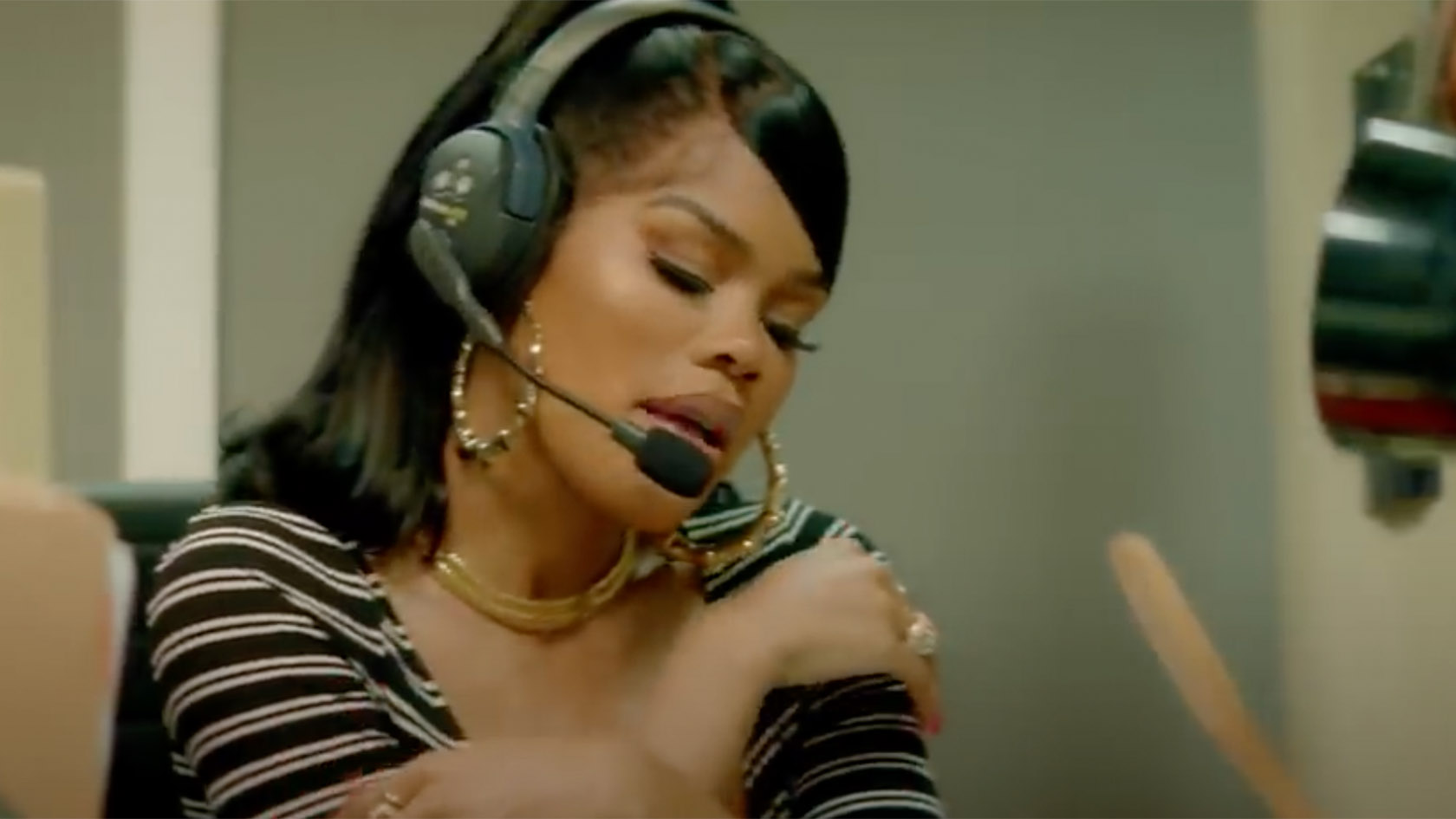 Watch Teyana Taylor Portrays The Life Of Phone Sex