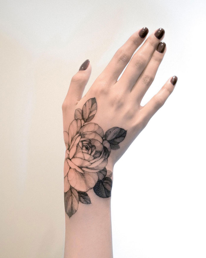 An Interview with Woohwa about her Remarkable Fine-Line Tattoos