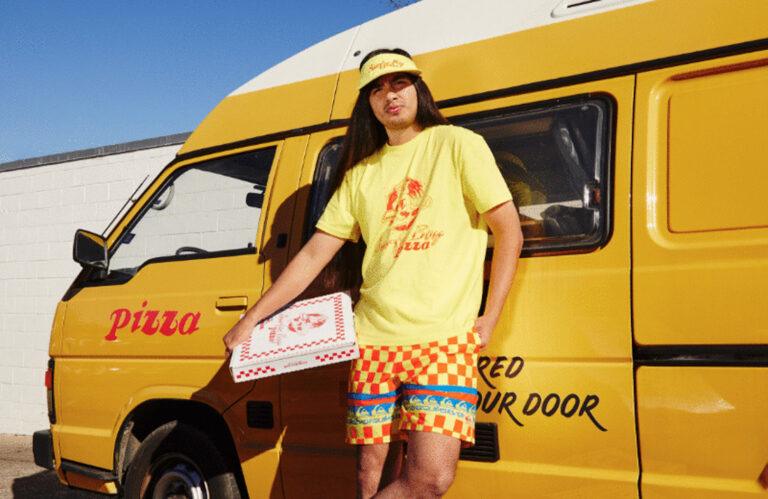 You Can Now Call The Surfer Boy Pizzeria That Featured In 'Stranger ...