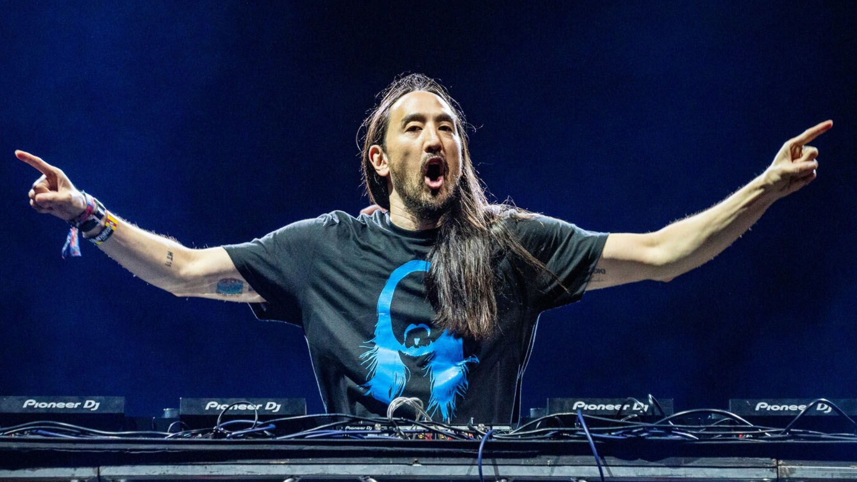 Steve Aoki Set To Make History As First DJ To Go To The Moon